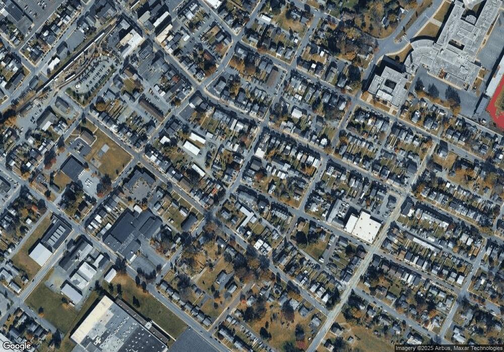 28 S Jefferson St, Boyertown, PA 19512 - photo 1