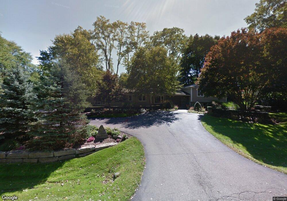 2160 Randall Ln, Bloomfield Hills, MI 48304 - photo 1