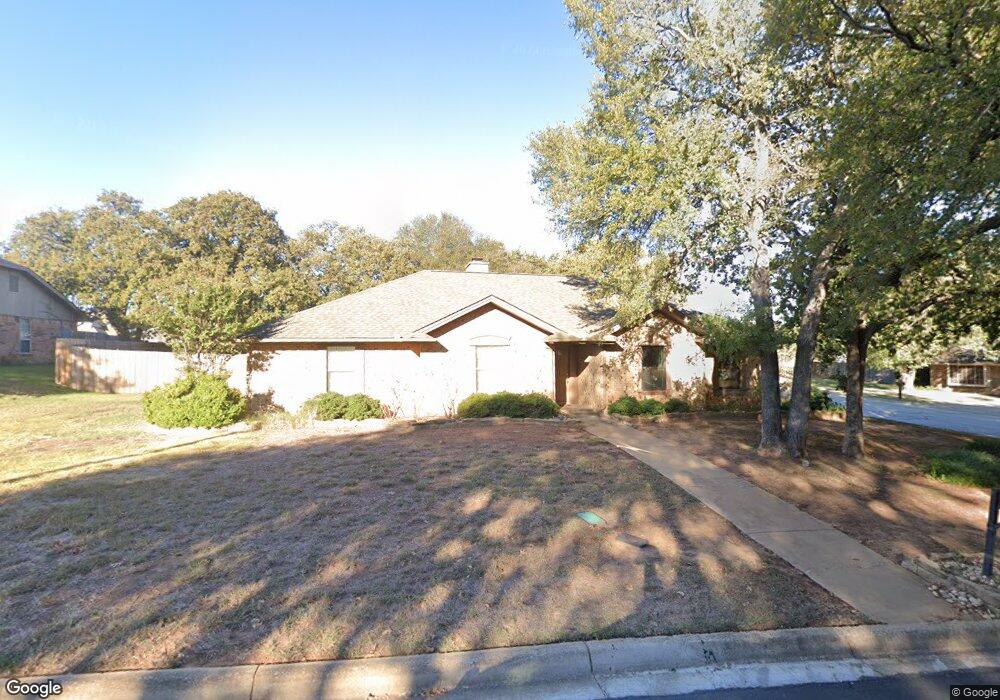 3021 Oak Ridge Dr, Hurst, TX 76054 - photo 1