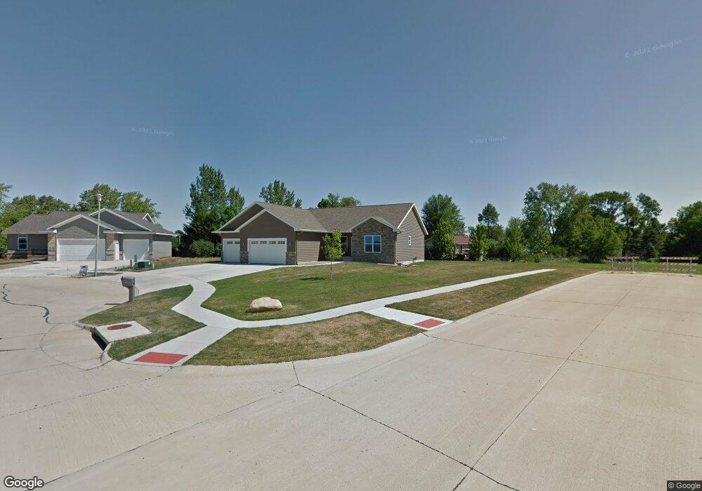 142 E Terrace Ct, Center Point, IA 52213 - photo 1