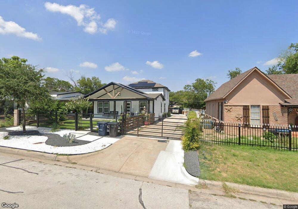 2708 NW 29th St, Fort Worth, TX 76106 - photo 1