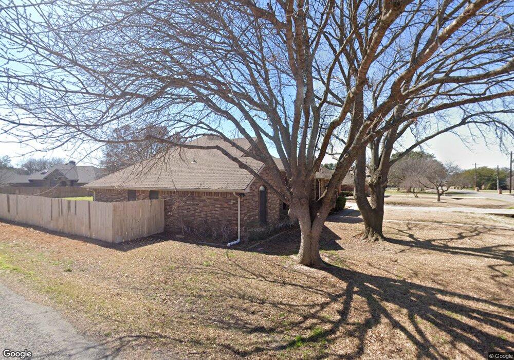 601 Aqua Vista Dr, Granbury, TX 76049 - photo 1
