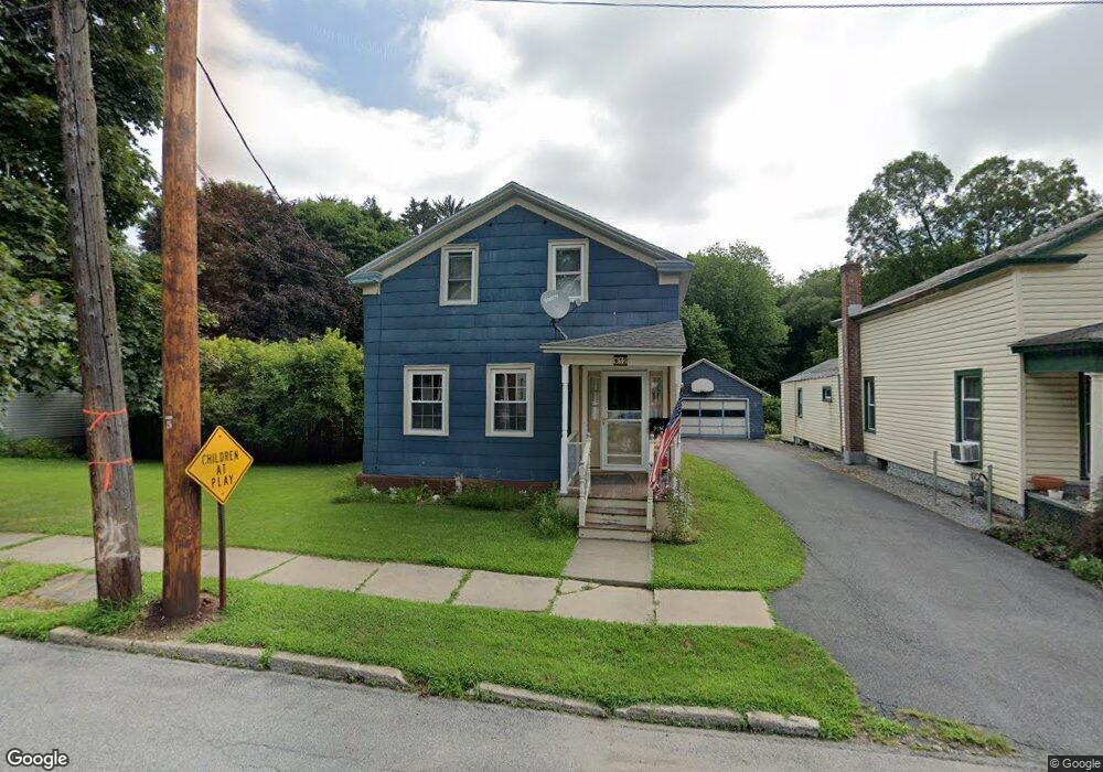 32 Mechanic St, Ballston Spa, NY 12020 - photo 1
