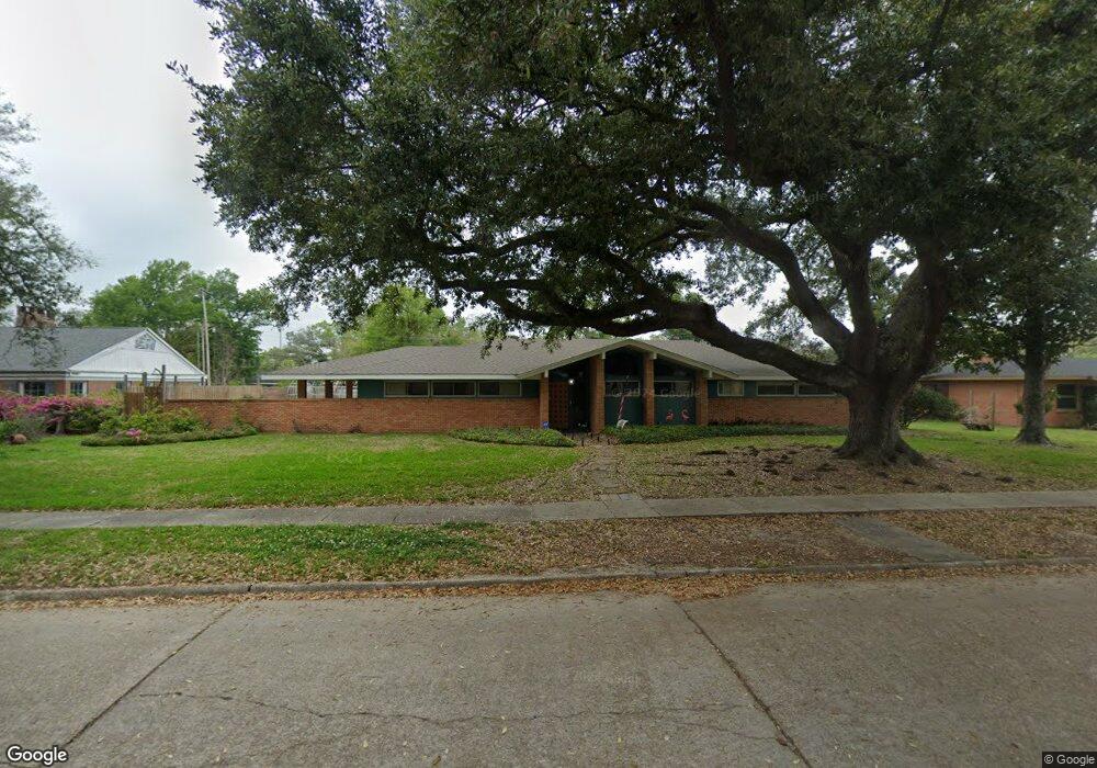 2121 21st St, Lake Charles, LA 70601 - photo 1