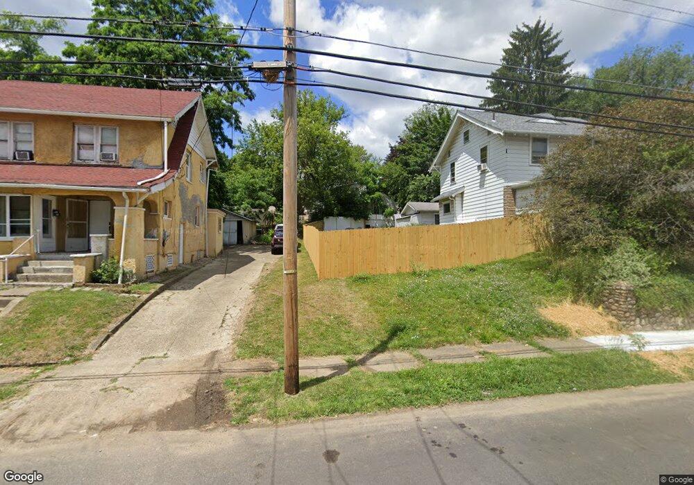 1517 Spring Ave NE, Canton, OH 44714 - photo 1