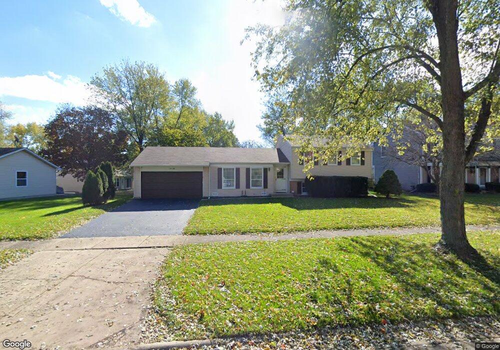 350 Cedarbrook Rd, Naperville, IL 60565 - photo 1