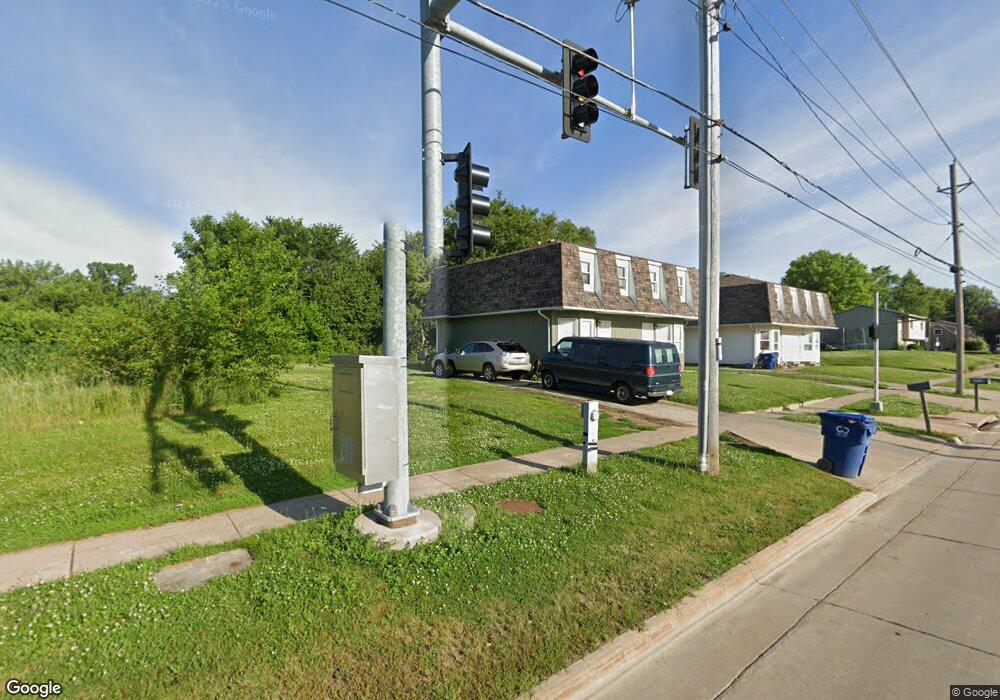 5710 N Division St, Davenport, IA 52806 - photo 1