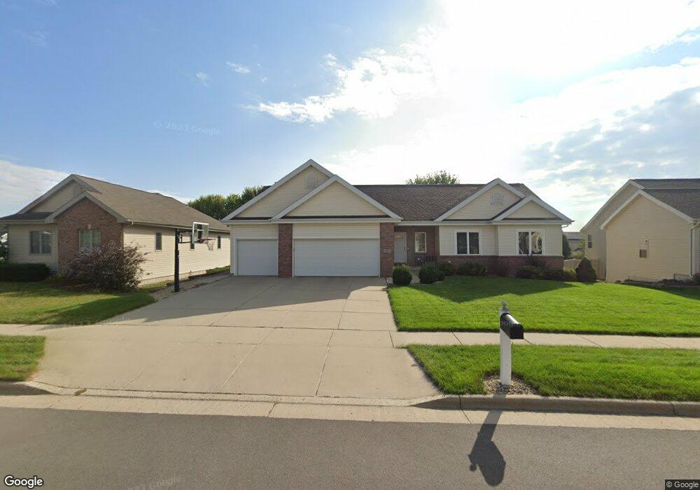 386 N Bergamont Blvd, Oregon, WI 53575 - photo 1