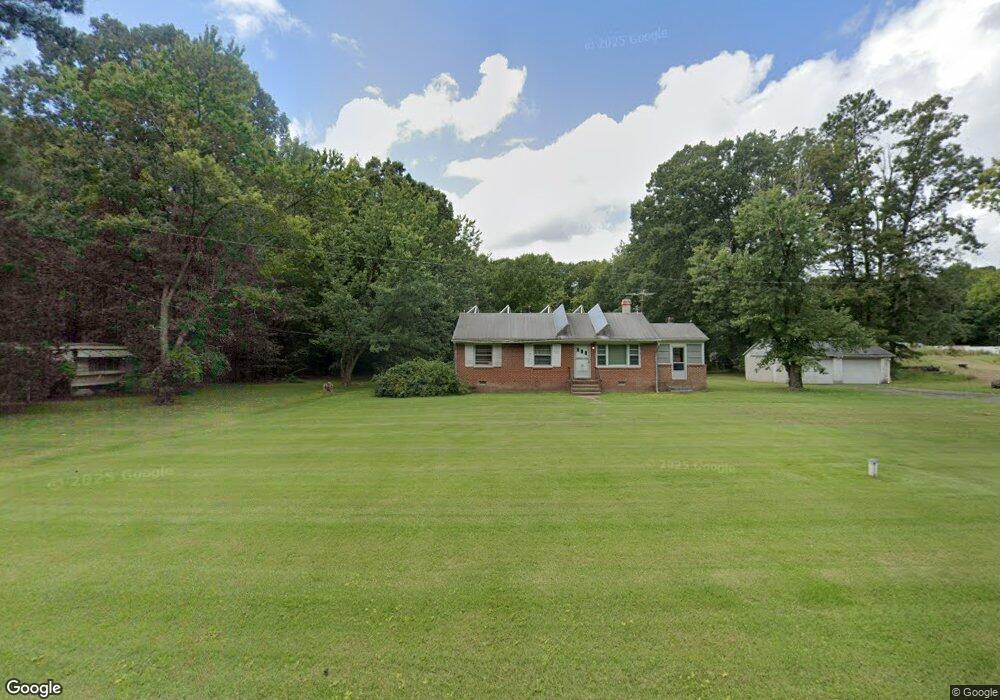 1540 V f w Rd, West Point, VA 23181 - photo 1