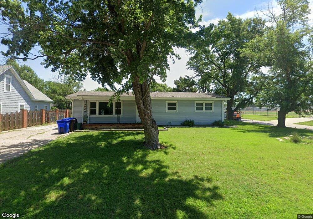 502 Eshelman St, McPherson, KS 67460 - photo 1