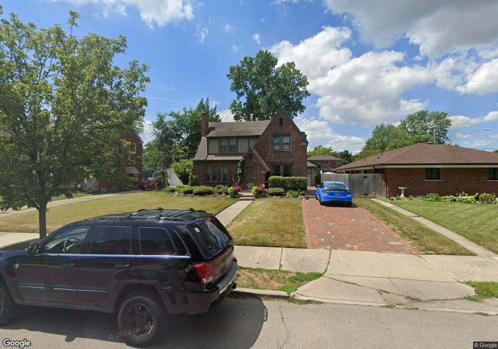 1383 Bedford Rd, Grosse Pointe Park, MI 48230 - photo 1