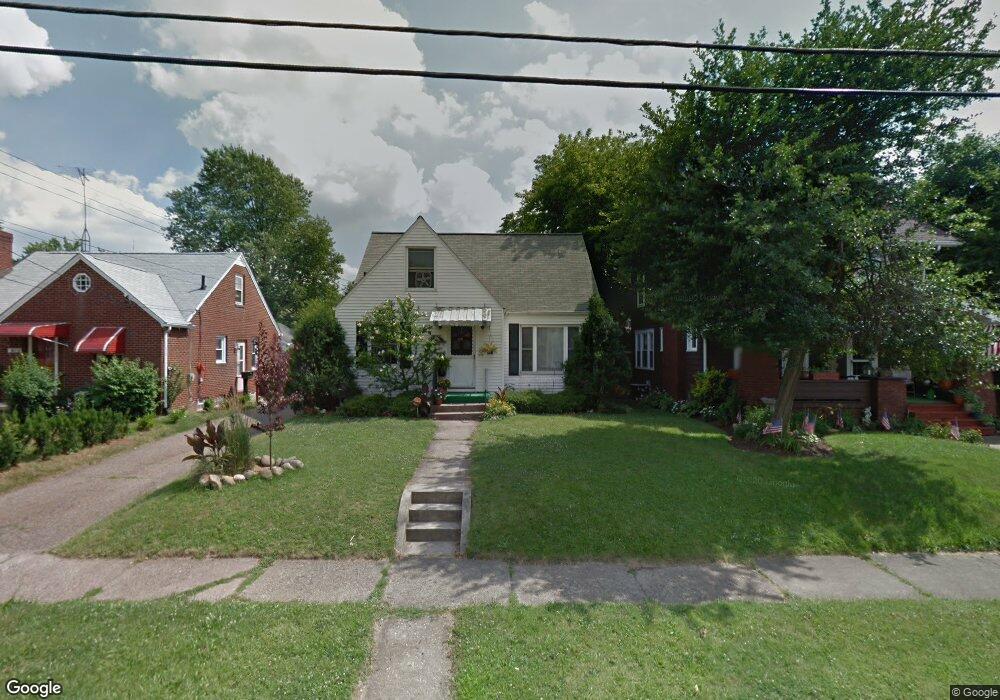 806 15th St NE, Canton, OH 44714 - photo 1