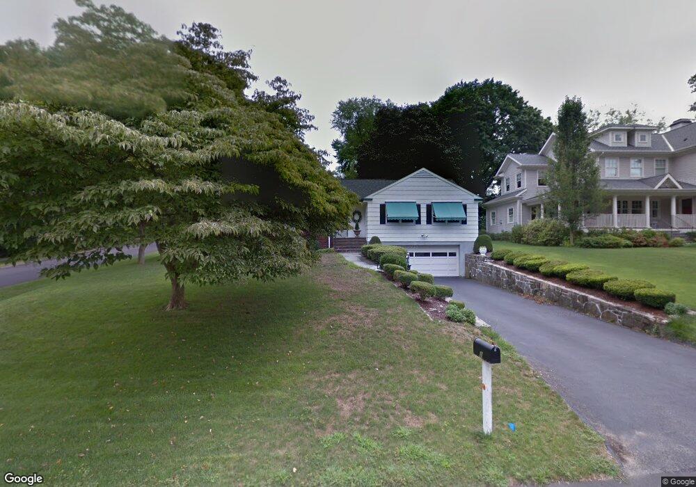 1 Somerset Ln, Riverside, CT 06878 - photo 1