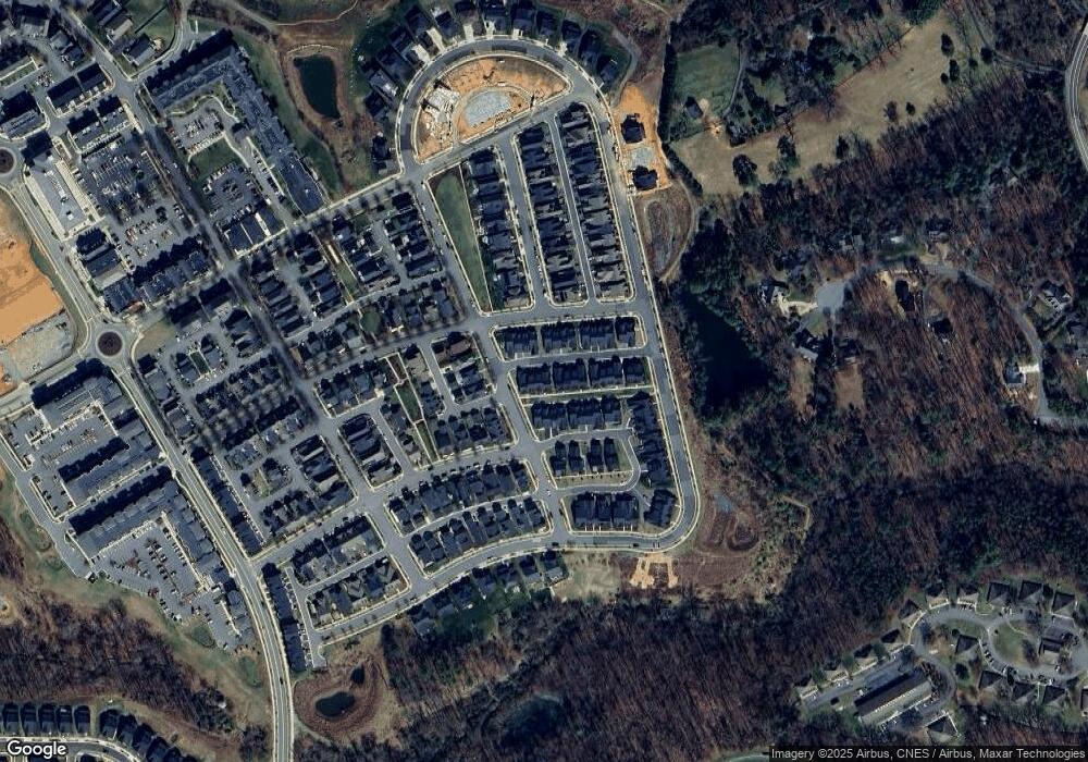 606 Byward St, Crozet, VA 22932 - photo 1