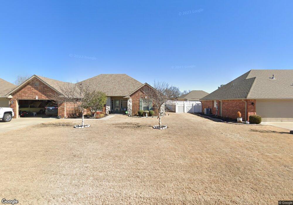 1601 Windmill Ridge, Shawnee, OK 74804 - photo 1