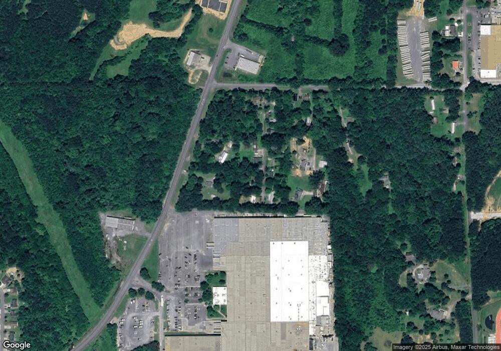 1906 Sanford St, Dalton, GA 30721 - photo 1