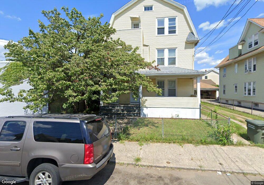 264 Parrott Ave, Bridgeport, CT 06606 - photo 1