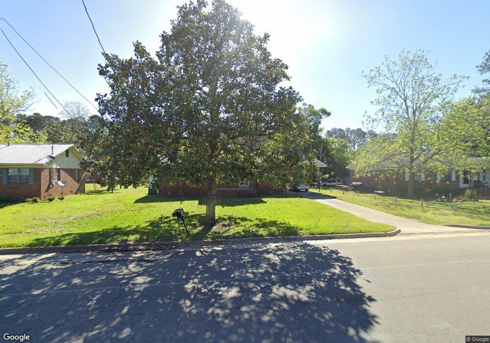 904 Shirley Ave, Douglas, GA 31533 - photo 1