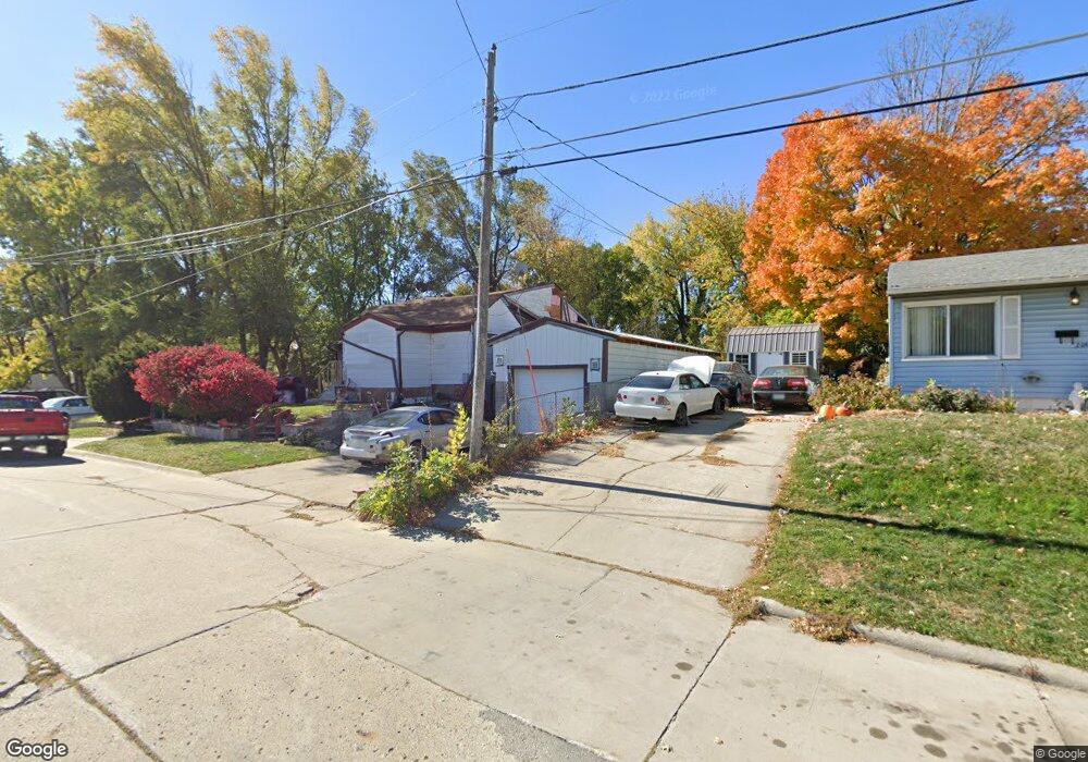 209 W 16th St N, Newton, IA 50208 - photo 1