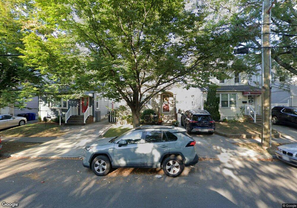 8918 Gettysburg St, Bellerose, NY 11426 - photo 1