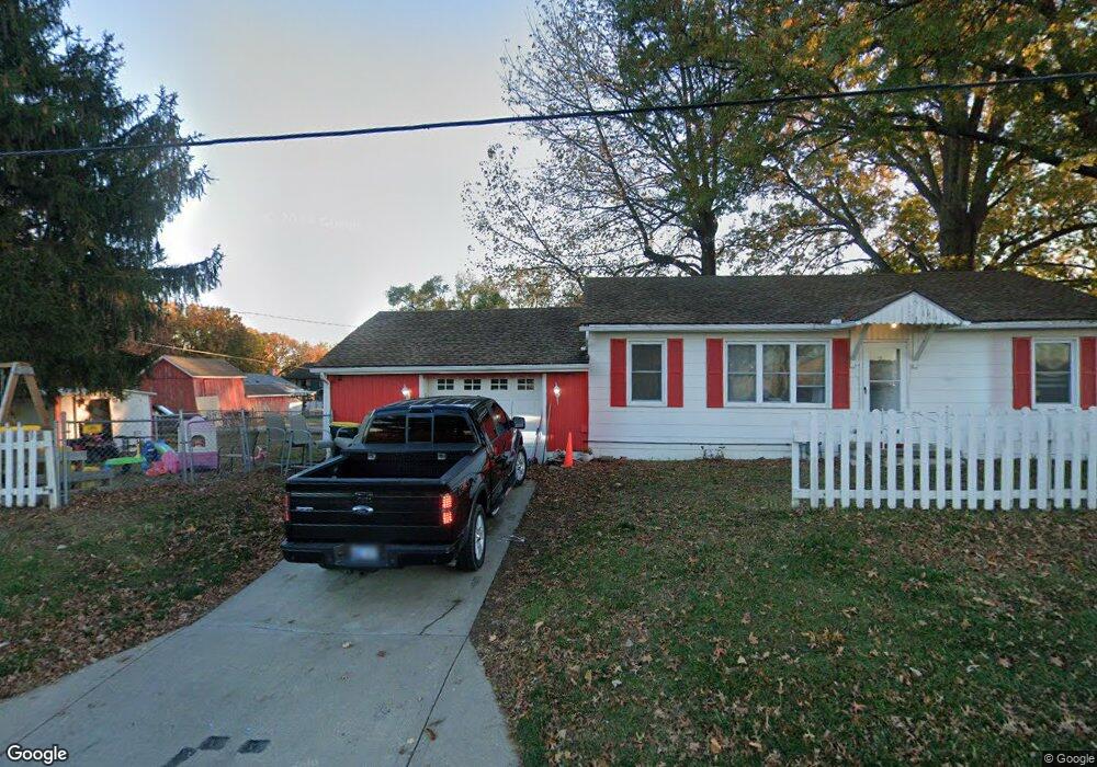 300 E Eisenhower Rd, Lansing, KS 66043 - photo 1