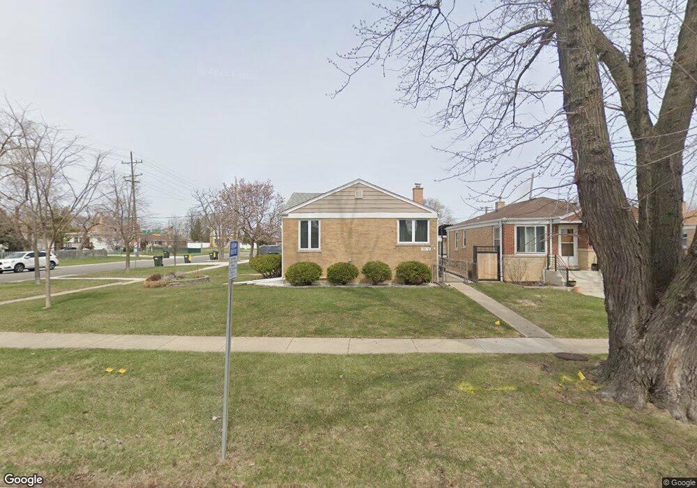 9978 Montrose Ave, Schiller Park, IL 60176 - photo 1