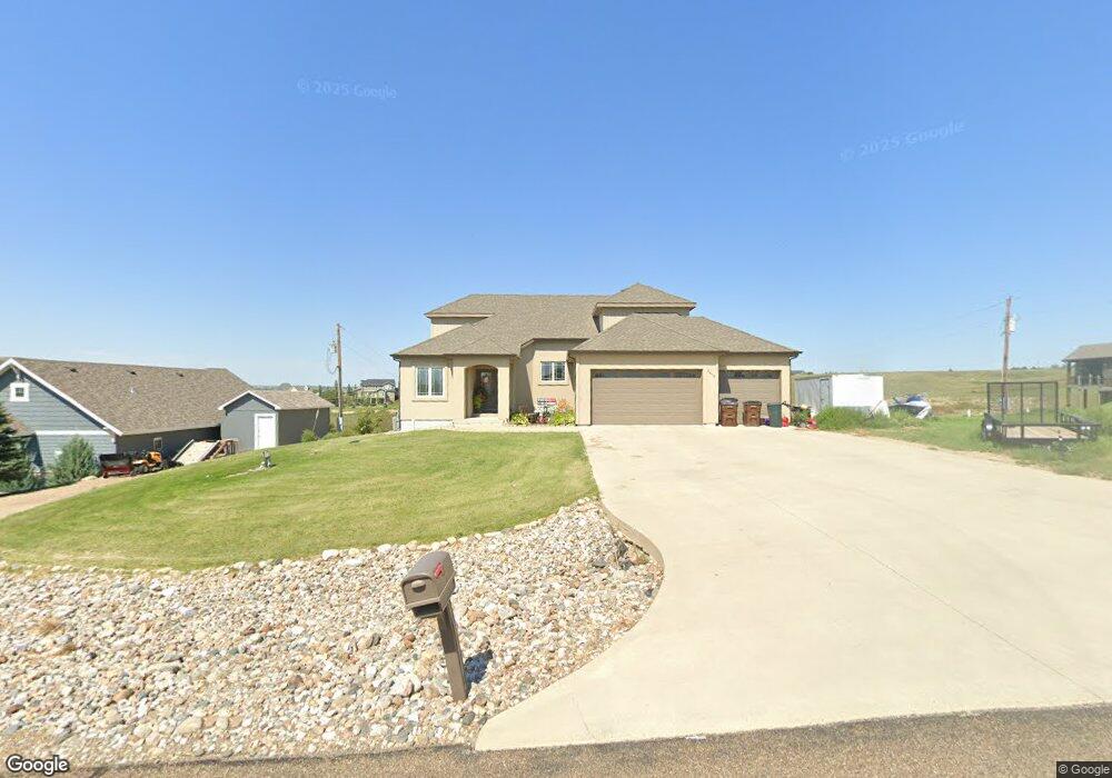 2419 15th St E, Williston, ND 58801 - photo 1