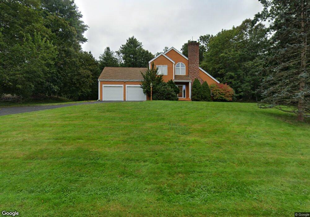 4 Clayton St, Medfield, MA 02052 - photo 1