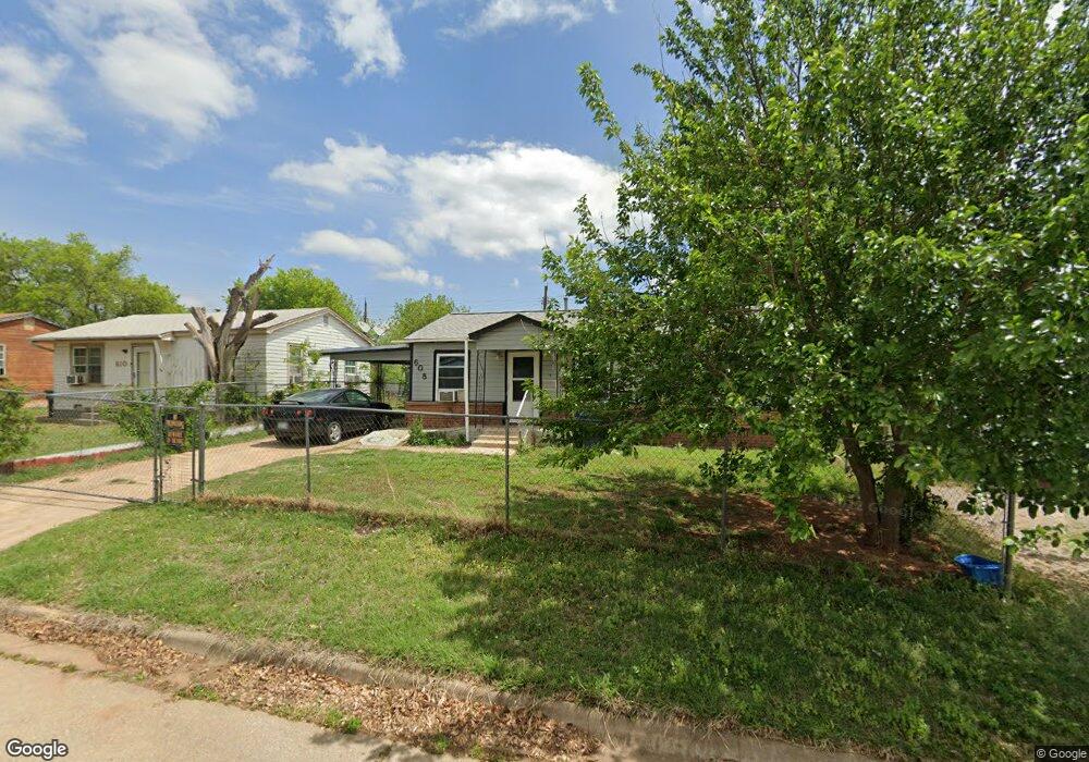 608 N J St, Duncan, OK 73533 - photo 1