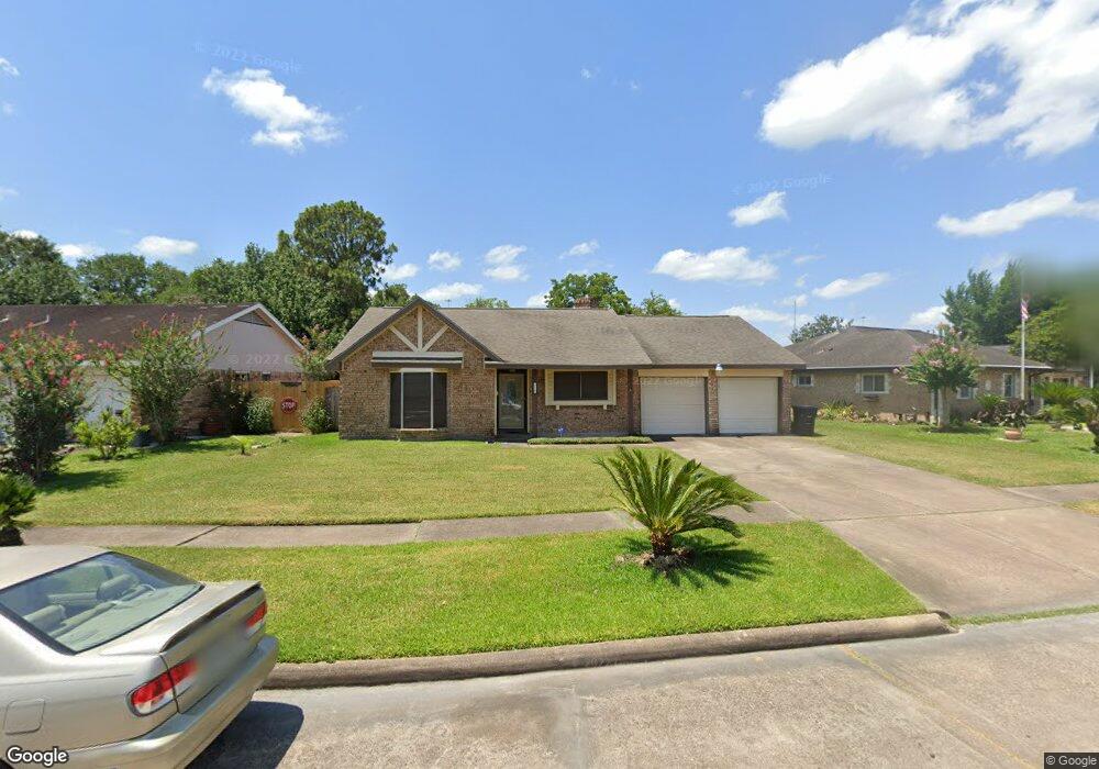 11706 Kirkhollow Dr, Houston, TX 77089 - photo 1