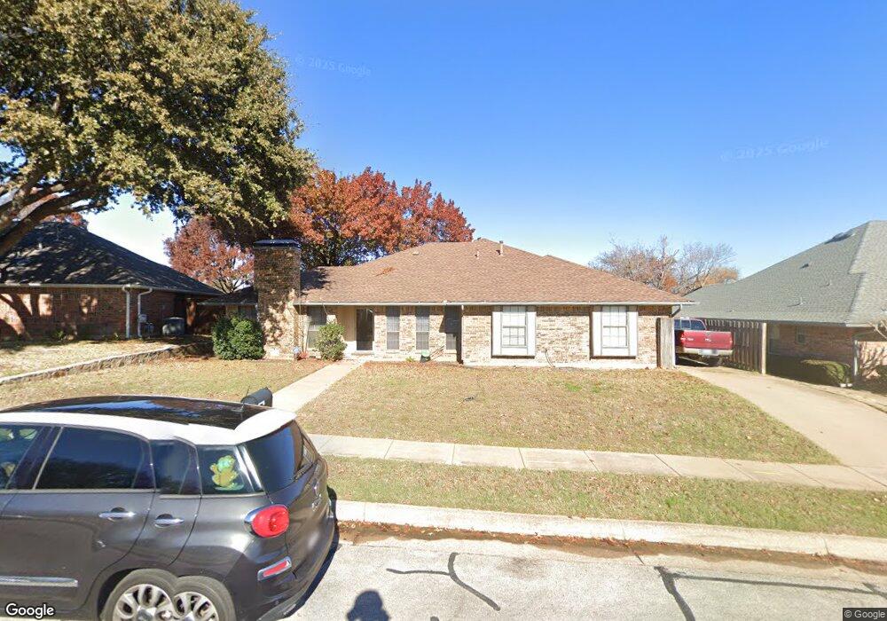 2136 Oakmeadow St, Bedford, TX 76021 - photo 1