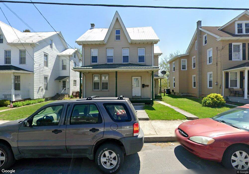 364 E Jackson St, New Holland, PA 17557 - photo 1