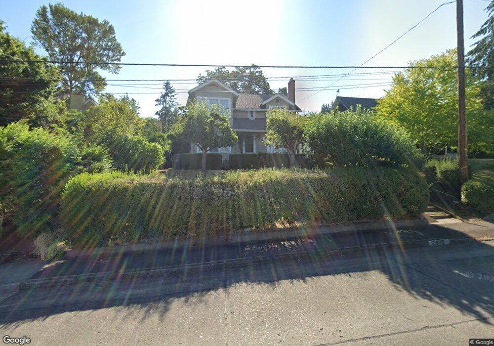 2425 Columbia St, Eugene, OR 97403 - photo 1