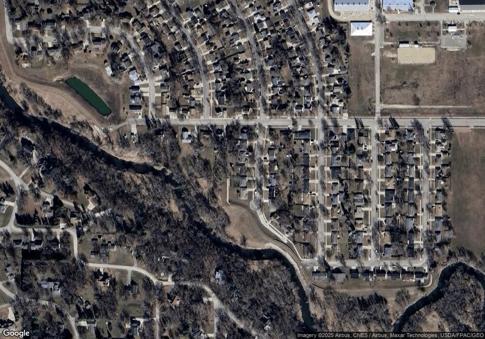 906 18th St SW, Austin, MN 55912 - photo 1