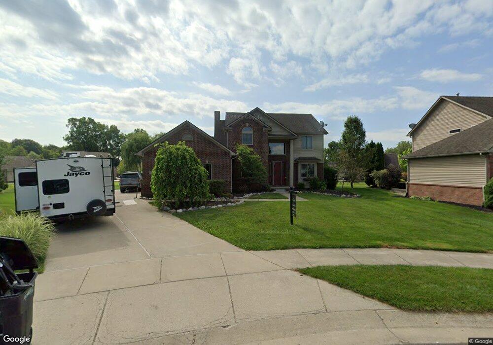 23509 Crescent Ridge Dr unit Bldg-Unit, New Boston, MI 48164 - photo 1