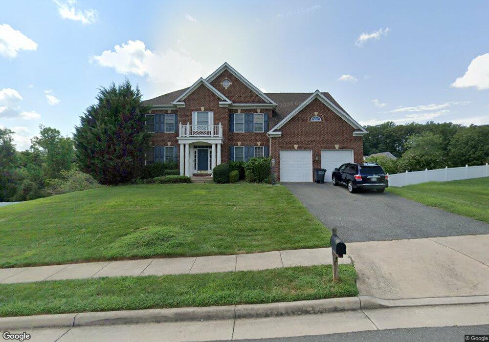 19214 Potomac Crest Dr, Triangle, VA 22172 - photo 1