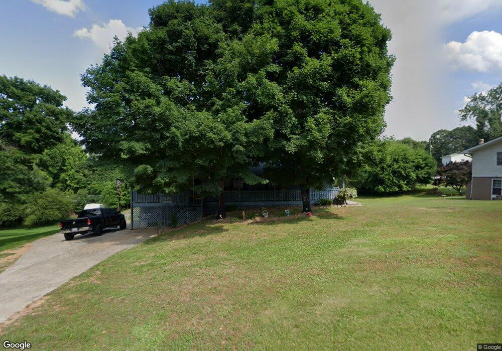 4436 Roberta Cir, Gainesville, GA 30506 - photo 1