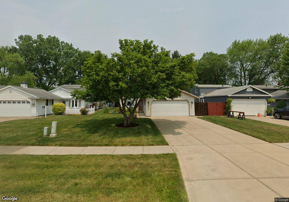 294 Butternut Ln, Berea, OH 44017 - photo 1