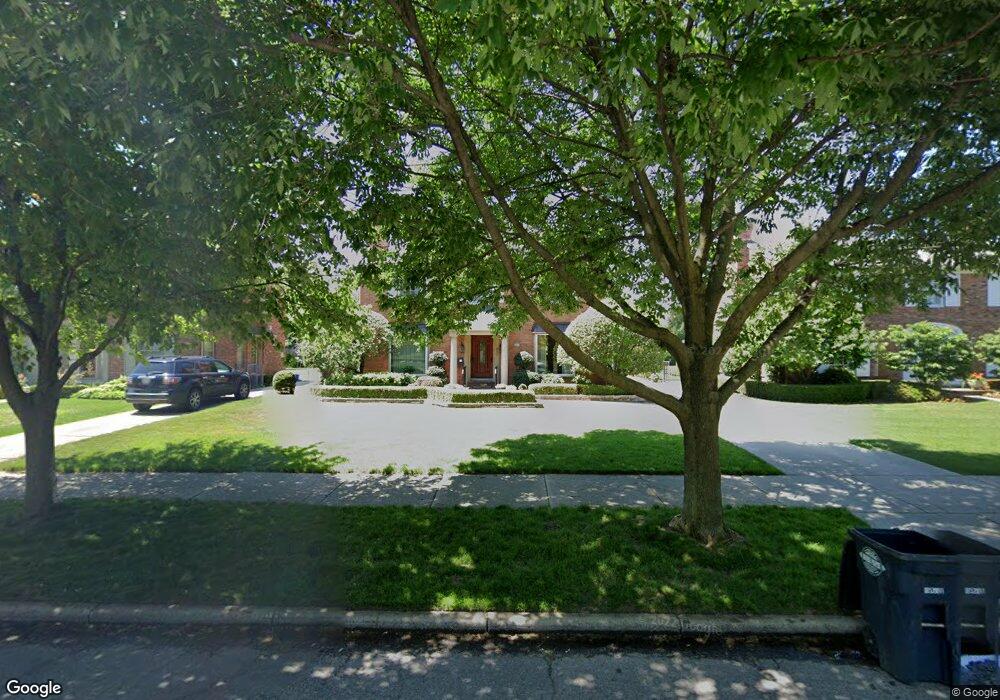 611 Lakeland St, Grosse Pointe, MI 48230 - photo 1