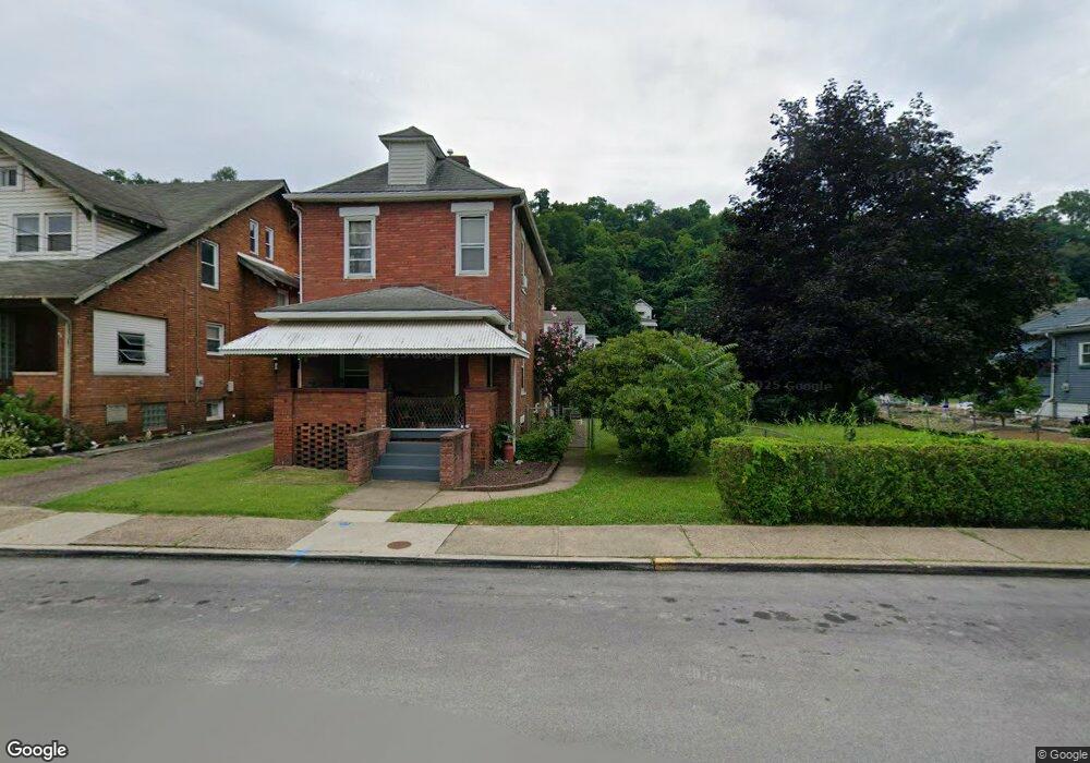 409 Vandergrift Ln, East Vandergrift, PA 15629 - photo 1