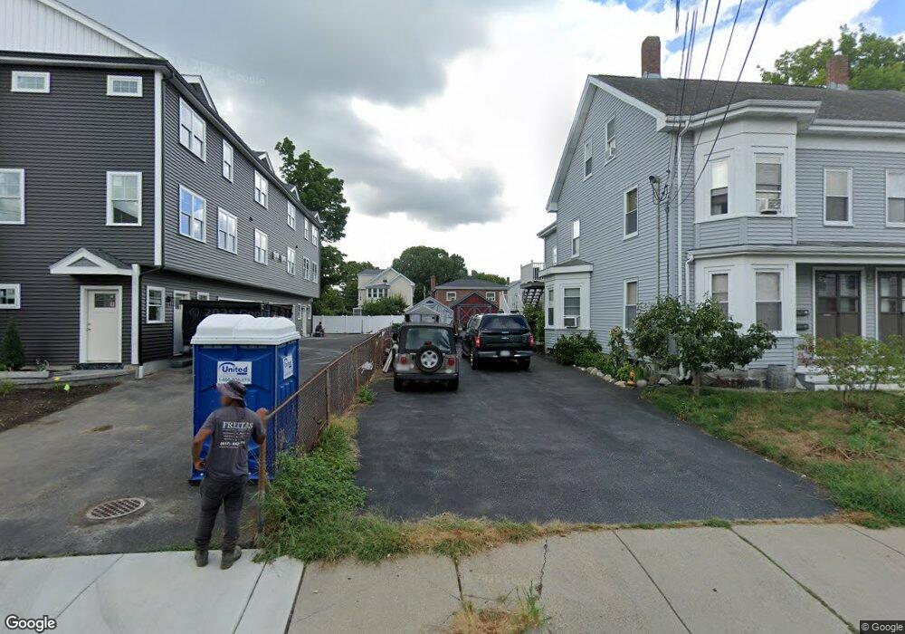 130 Russell St unit 1, Waltham, MA 02453 - photo 1