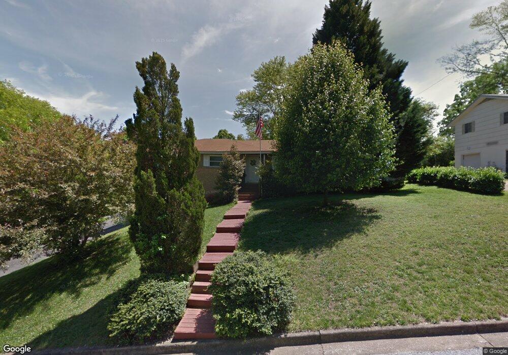 1378 Orbit Dr, Hixson, TN 37343 - photo 1