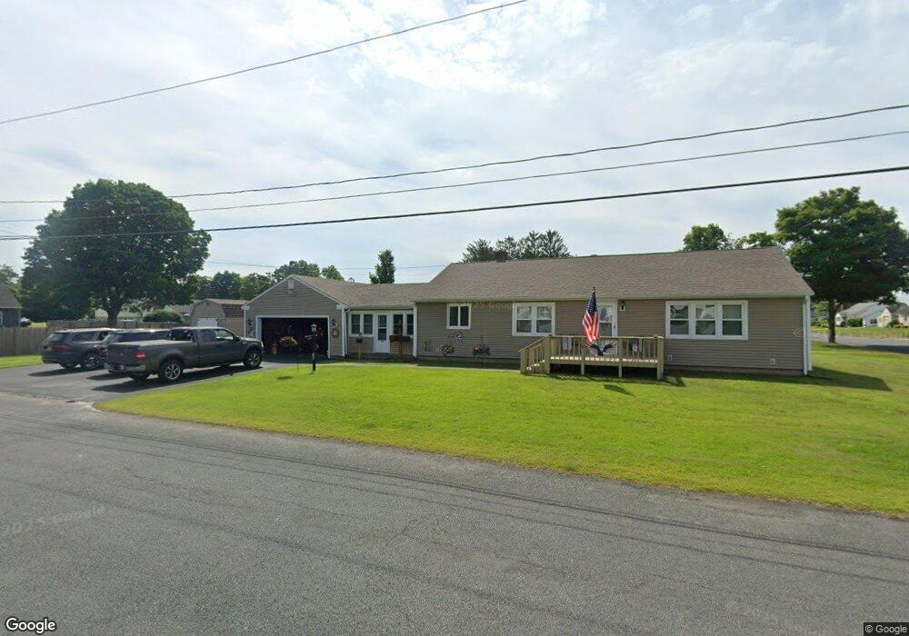 19 Griswold St, Turners Falls, MA 01376 - photo 1