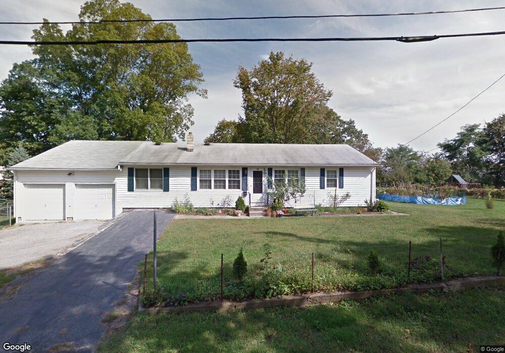 32 Phillip St, Coventry, RI 02816 - photo 1