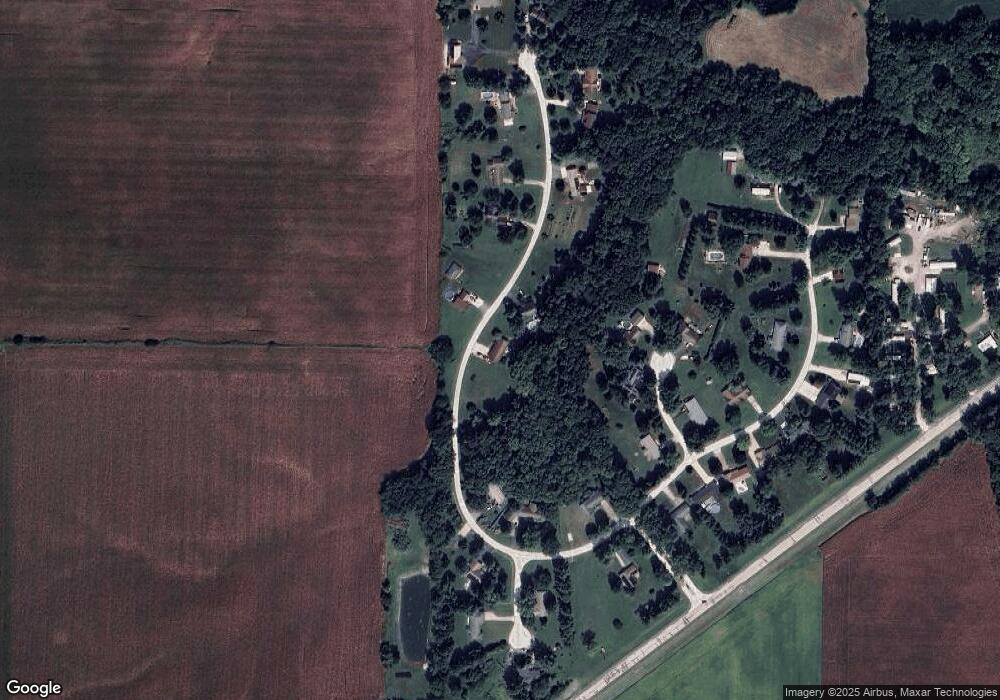 110 W Point Dr, Jacksonville, IL 62650 - photo 1