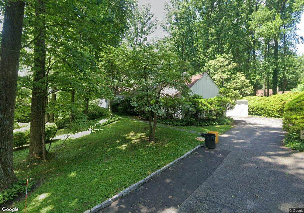 262 S Roberts Rd, Bryn Mawr, PA 19010 - photo 1