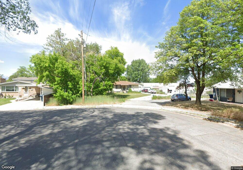8584 S 220 E, Sandy, UT 84070 - photo 1