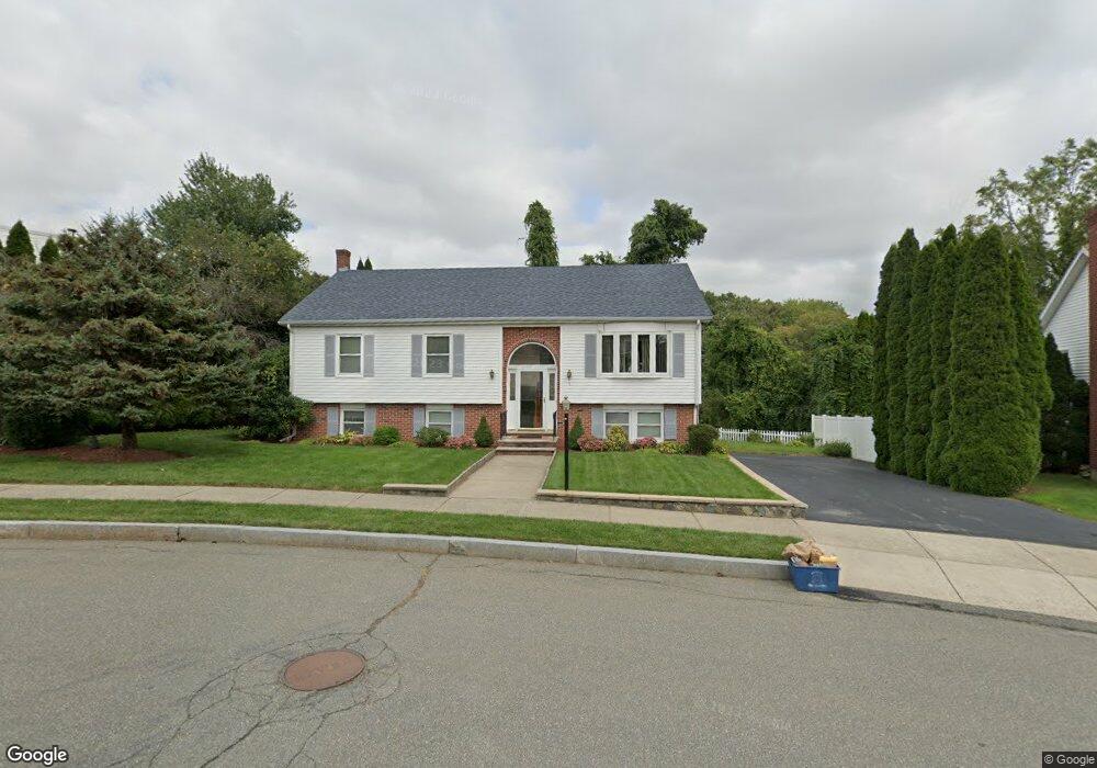 4 Roberts Way, Stoneham, MA 02180 - photo 1