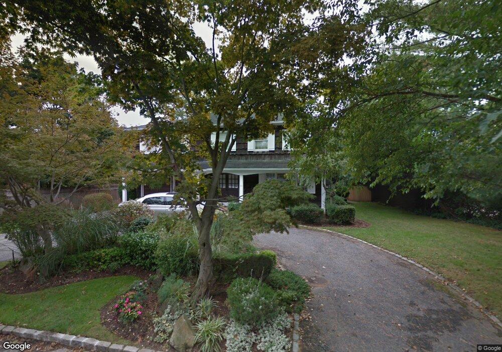 62 Larch Hill Rd, Lawrence, NY 11559 - photo 1