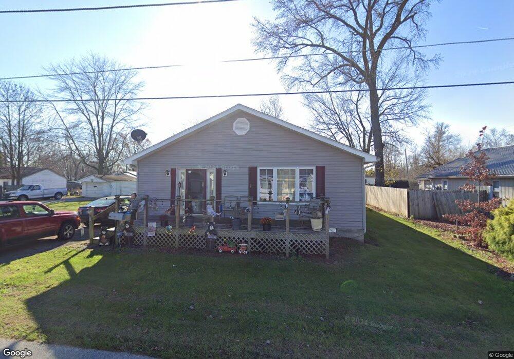 669 W Cherry St, Austin, IN 47102 - photo 1